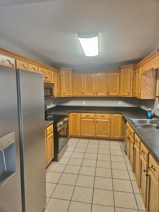 Building Photo - 1108 St Joseph Dr NW