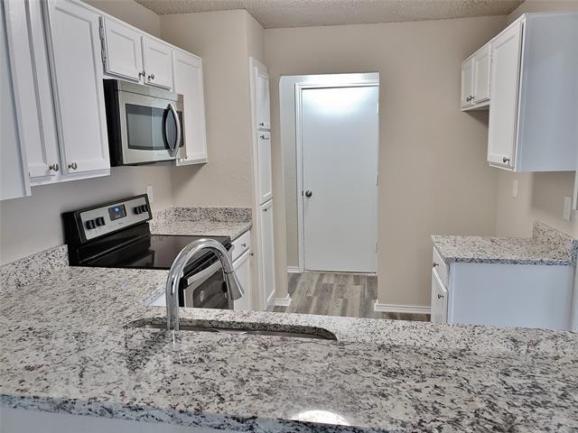 Building Photo - 1415 Smokehouse St