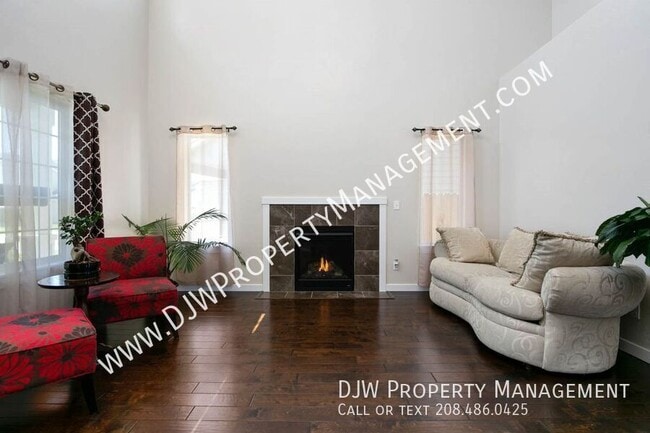 Building Photo - 5218 N Zamora Way