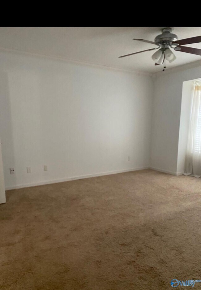 Building Photo - 1409 Liberty Dr