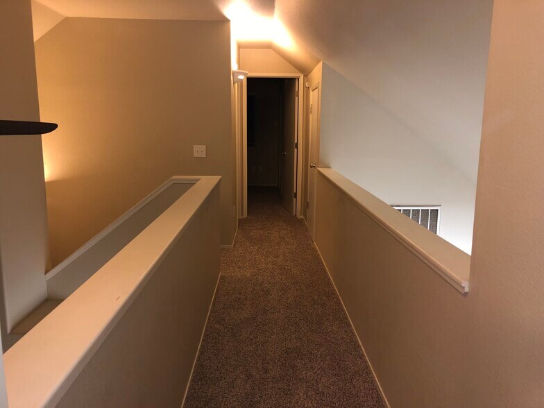 Building Photo - 2789 Revere Ln