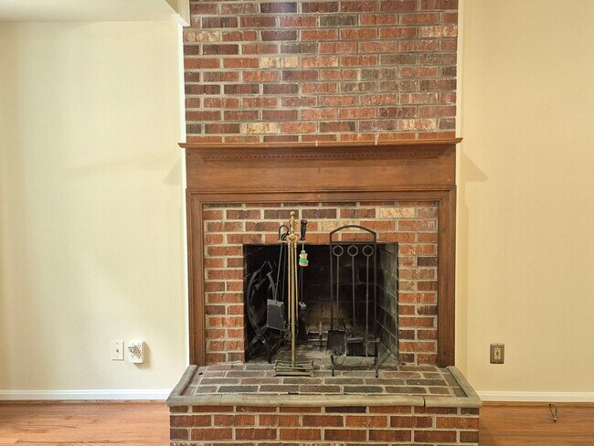 Building Photo - 125 Ivywood Dr