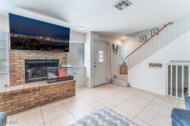 Building Photo - 2692 Matogroso Ln