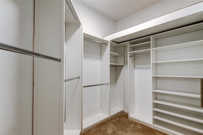 Building Photo - 9002 Spring Garden Way