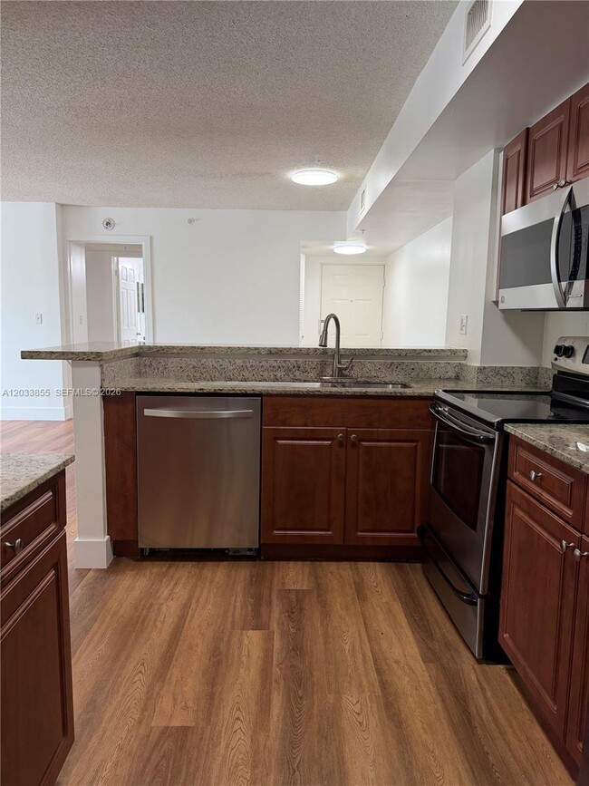 Building Photo - 2620 S University Dr