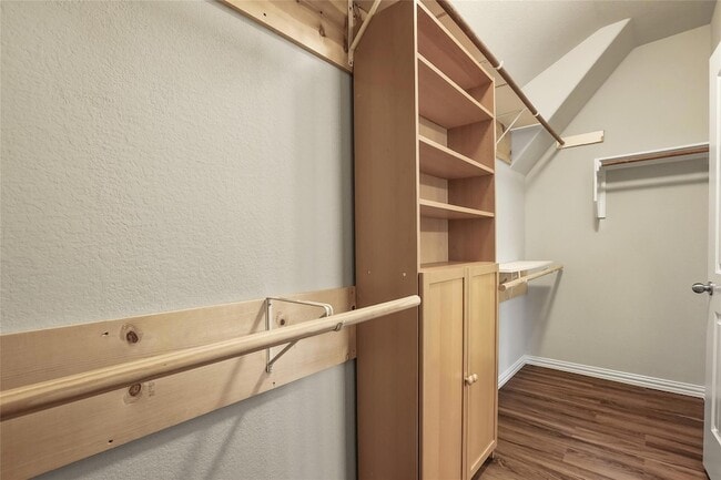 Building Photo - 2208 Tranquility Ln