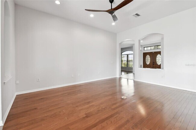 Building Photo - 5303 Moon Shell Dr