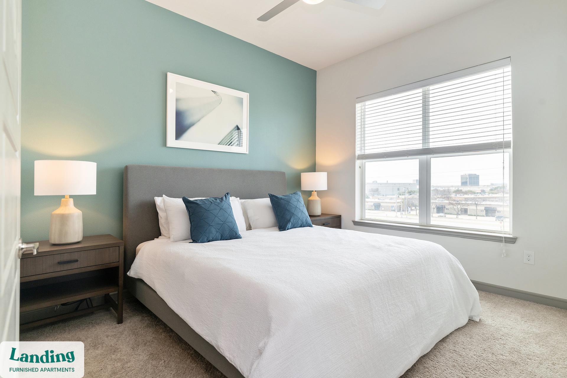 Building Photo - 810 W St Johns Ave