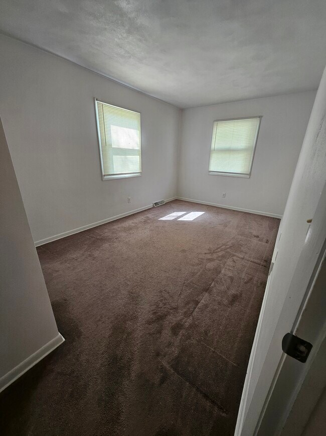 Building Photo - 406 30th Ave