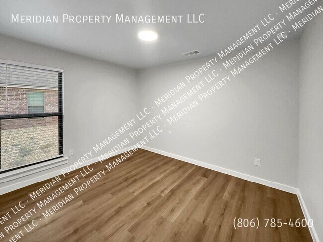 Building Photo - 2128 Kokomo-