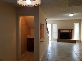 Building Photo - 5236 Brightside View Dr
