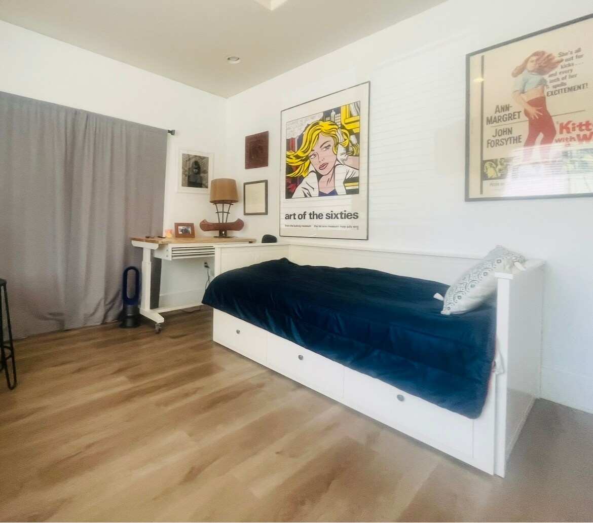 Building Photo - 1240 Plumas St