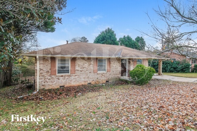 Building Photo - 2672 Lilac Dr