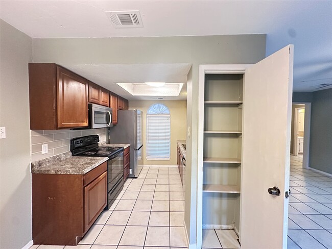 Building Photo - 1713 Mermaid Dr