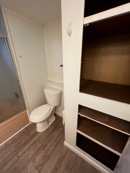 Building Photo - 38748 Calumet Ave