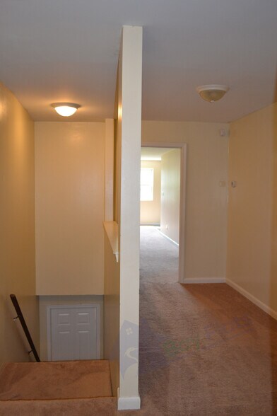 Building Photo - 39872 Wrinkle Free Ln