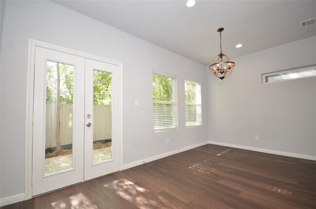 Building Photo - 18825 Luminescent Ln