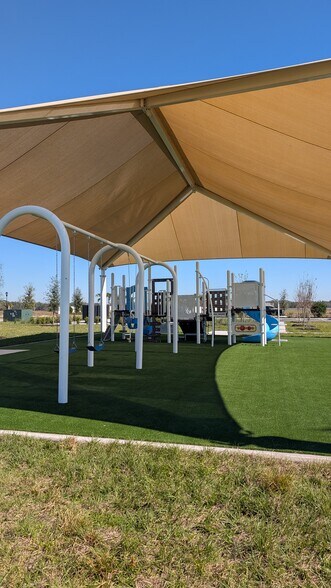 Building Photo - 2467 White Ladyfish Rd