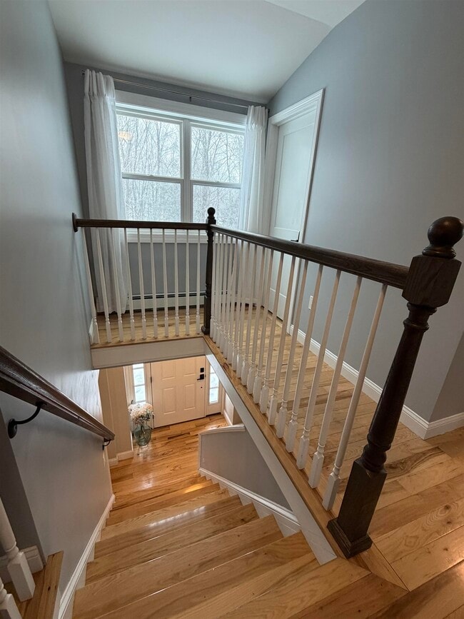 Building Photo - 395 Critchett Rd