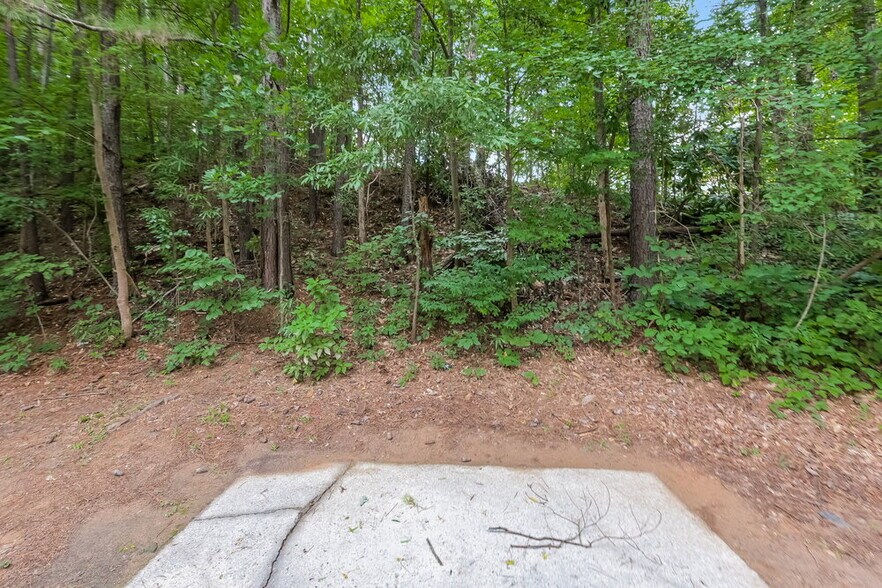 Building Photo - 3296 Goldenchain Dr