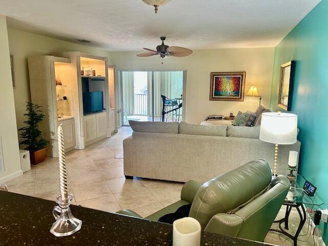 Building Photo - 2183 SE Wild Meadow Cir