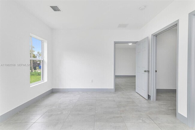 Building Photo - 2360 NW 14th St