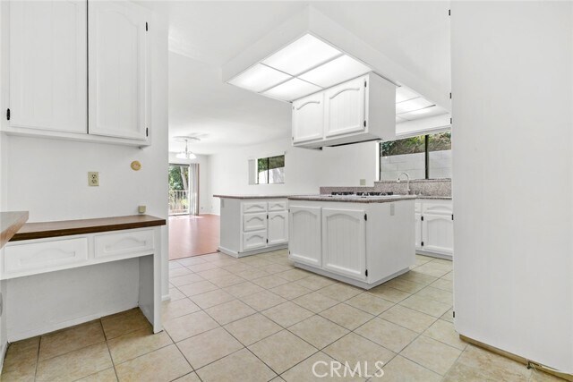 Building Photo - 1321 Greenbriar Rd