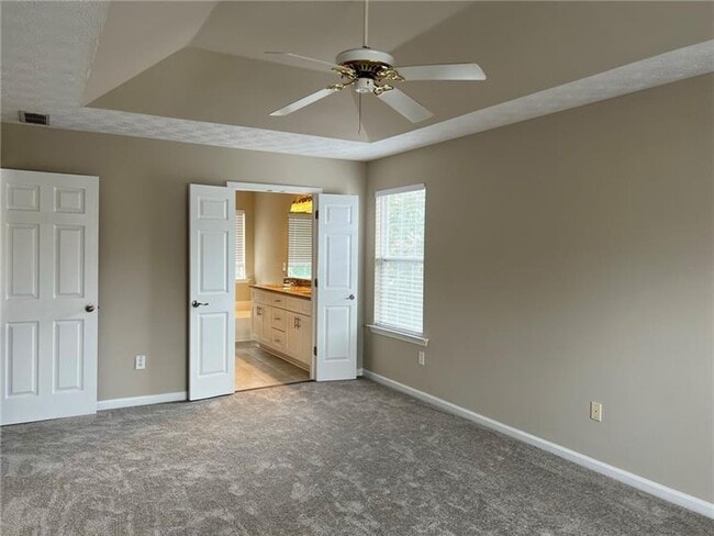 Building Photo - 1348 Woodcutt Pl