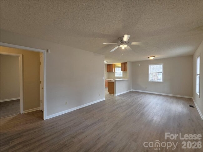 Building Photo - 9040 Reid St