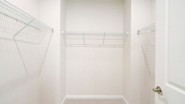 Building Photo - 5509 Swaling St