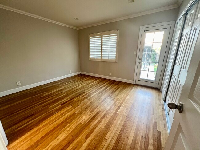 Master Bedroom - 4114 Albright Ave