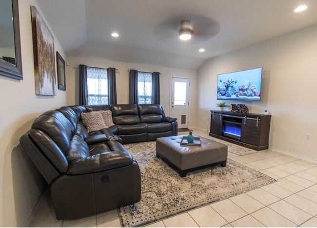 Building Photo - 3009 Armidale Dr