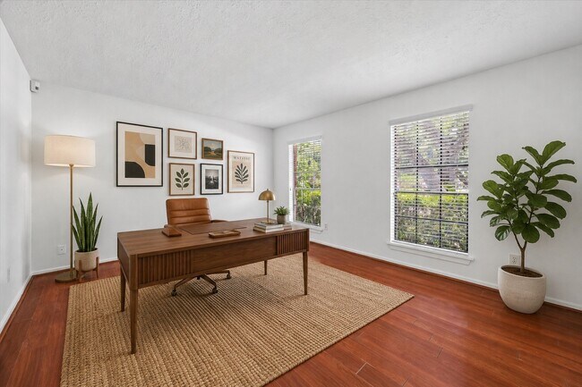 Building Photo - 15251 Kelbrook Dr