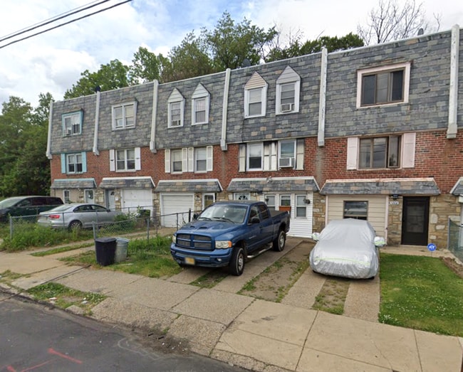 Building Photo - Spacious 4-Bedroom Home in Olney with Park...