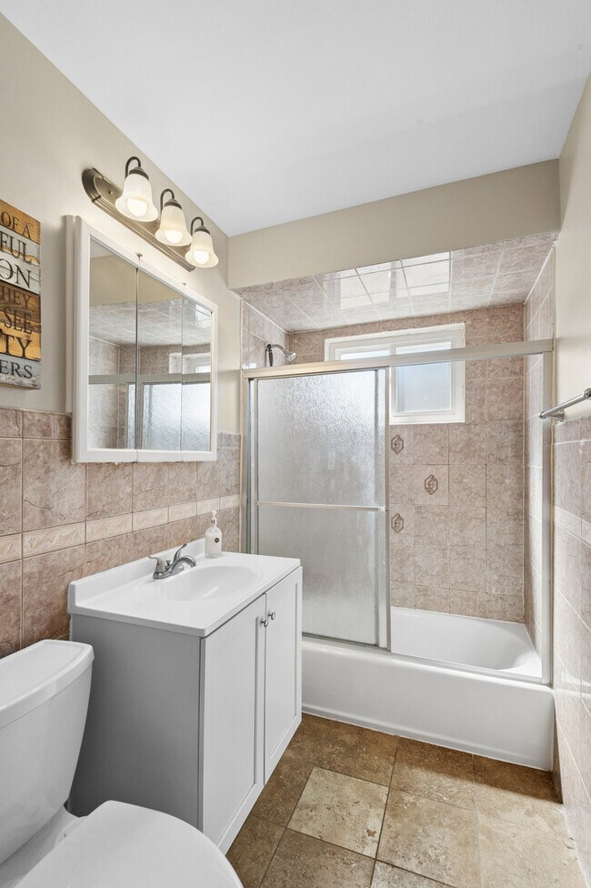 Building Photo - 5021 Church St