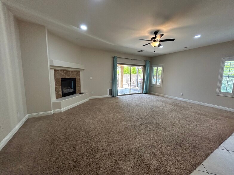 Building Photo - 5317 W Buckskin Trl