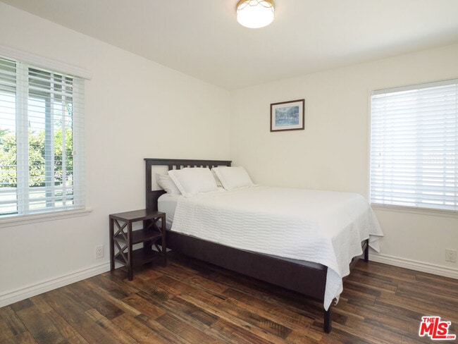 Building Photo - 2501 Ralston Ln