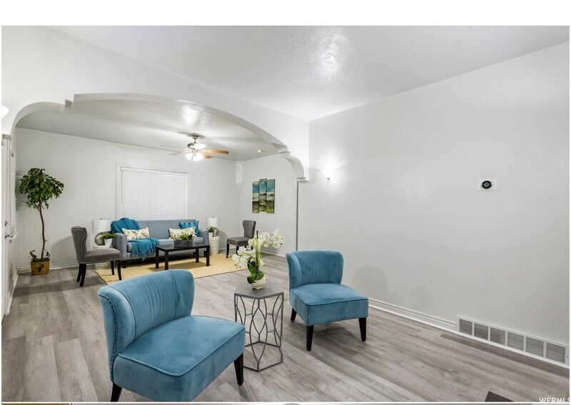 Building Photo - 254 S 1100 W