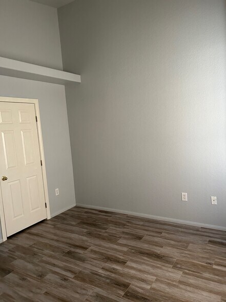 Building Photo - 520 Arrowhead Trl