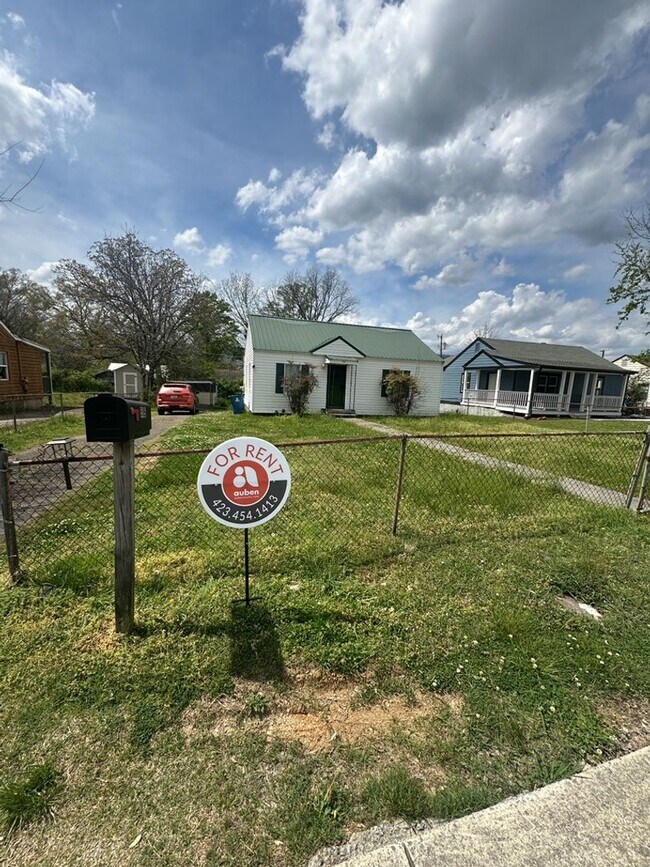 Building Photo - Updated Rossville Home with Yard, Carport, and Easy Chattanooga Access