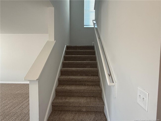 Building Photo - 204 Taylors Crk Wy