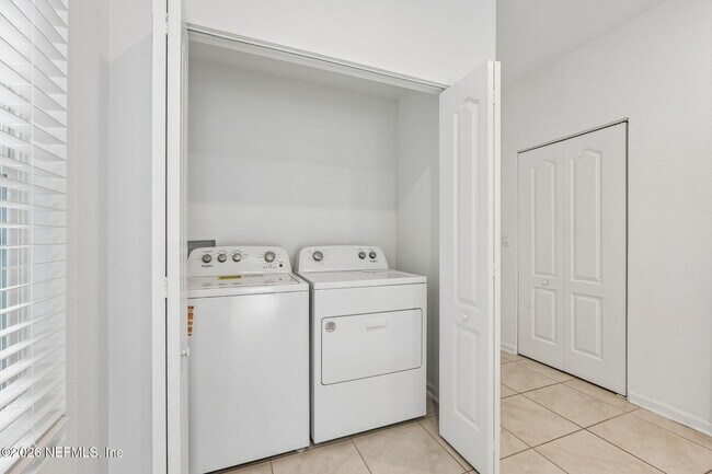 Building Photo - 61 Playa De Luna Ln