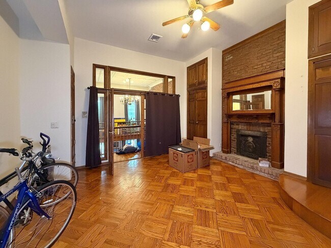 Building Photo - 418 Hudson St