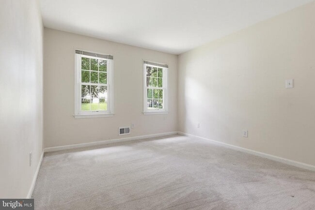 Building Photo - 8747 Arley Dr