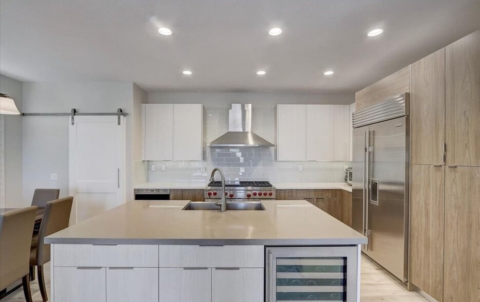 Building Photo - 3646 Torrey Vw Ct