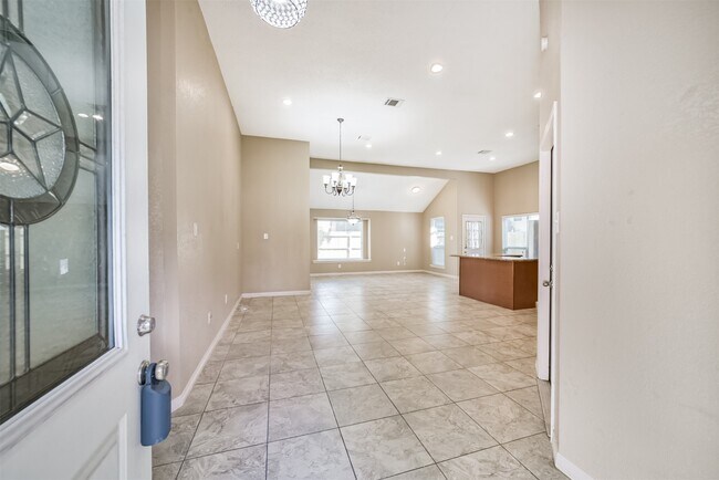 Building Photo - 12502 Miriam Ln