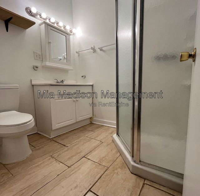 Building Photo - 211 W 59th St