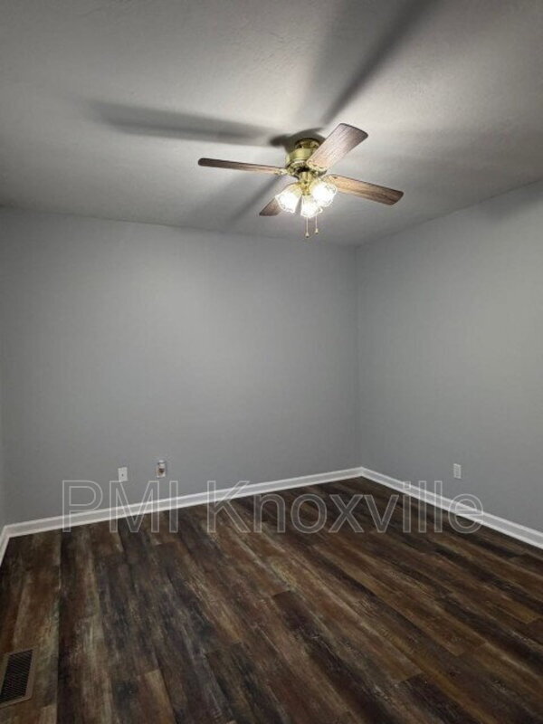 Building Photo - 4136 Larigo Dr