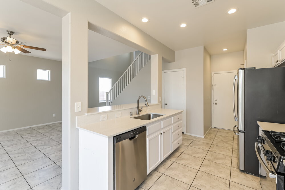 Building Photo - 698 Blooming Sage Ct
