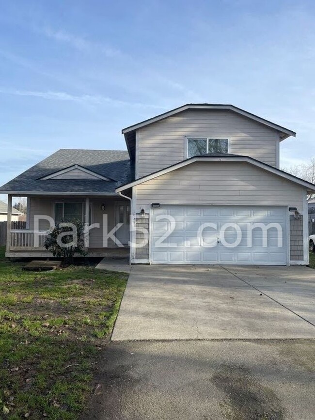 Primary Photo - 4 Bedroom 2.5 Bathroom Single Family Home ...